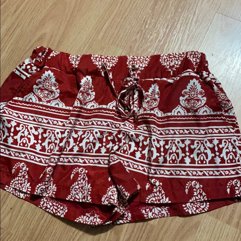 Red shorts 💙 5/$21